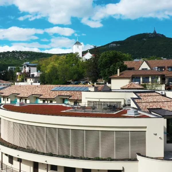 Hotel Zlaty Klucik - Golden Key with Luxury SPA, hotel v Nitre