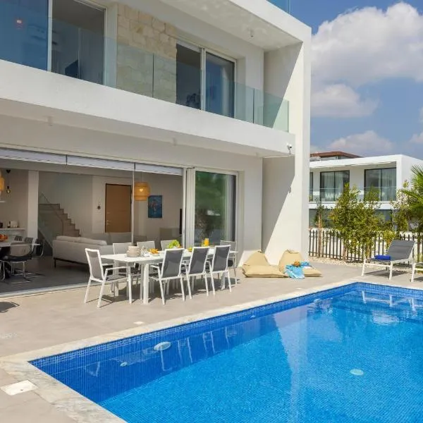 Protaras Bay View Villa 11، فندق في بروتاراس