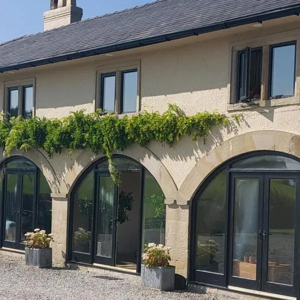 The West Wing, hotel di Whitford