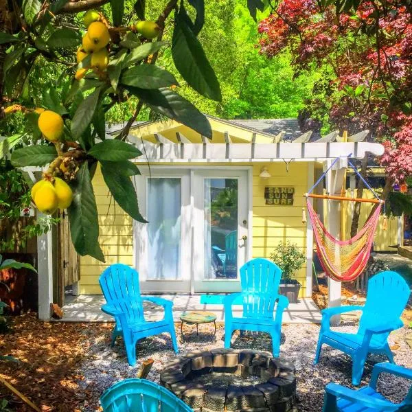 Romantic Beach Style Cottage close to everything!, hotel en Whitehouse Plantation
