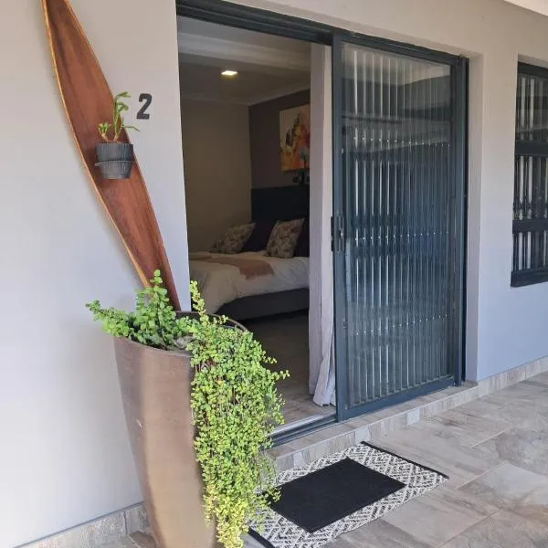 8 On Eagle Bed & Breakfast Room 2, hotel a Port Shepstone