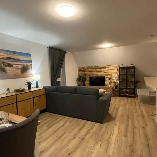 FeWo Foorden Wohnglück 2, hotel v destinaci Hesel