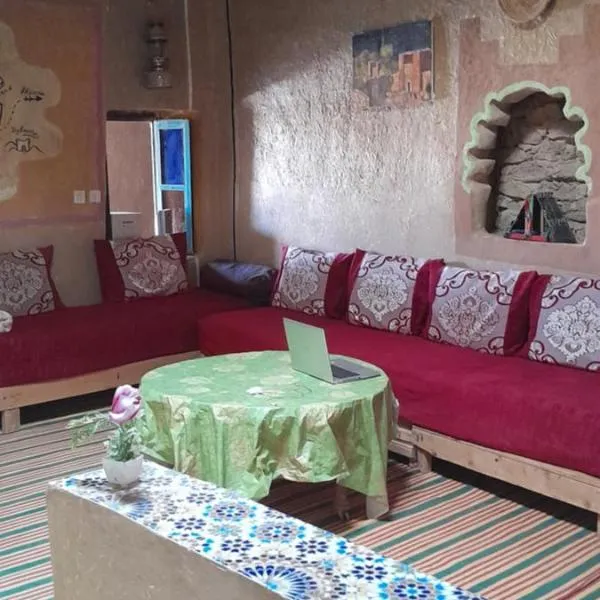 Oasis travel, hotel v destinaci Tazouka