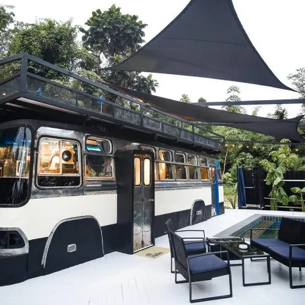 Baan Bus Soi 3 Krabi, hotel v destinaci Ao Nang 