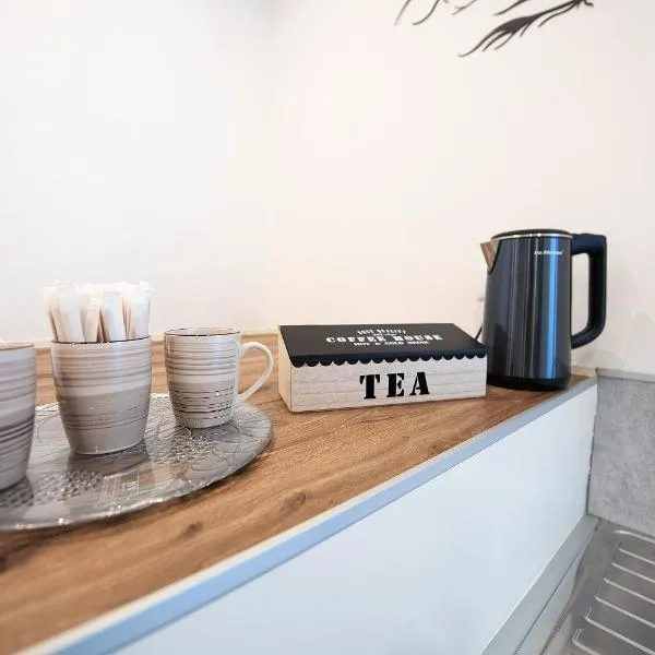 affittacamere Ke vita Rooms Salò, hotel v destinaci Soprazocco