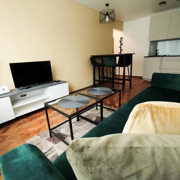 Cozy A Noko Apartment, hotel in Murava