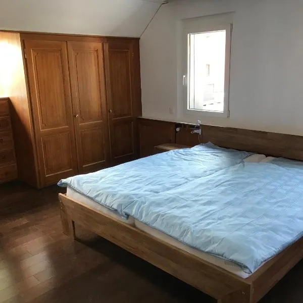 Ferienwohnung zentrale ruhige Lage auch gerne mit Kindern, hotel v destinaci Arbon
