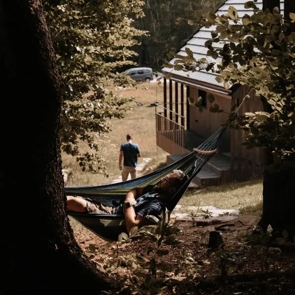 Slow Huts, hotel v destinaci Miedzygorze