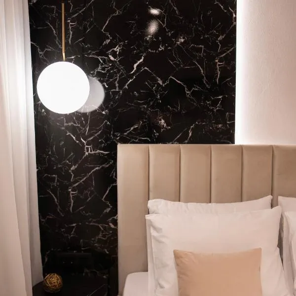 Regent Blue Apartments-Free private parking, hotel em Mostar