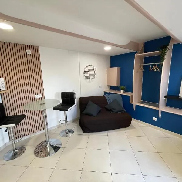 Studio indépendant au calme avec terrasse privative, hotel in Loire-sur-Rhone
