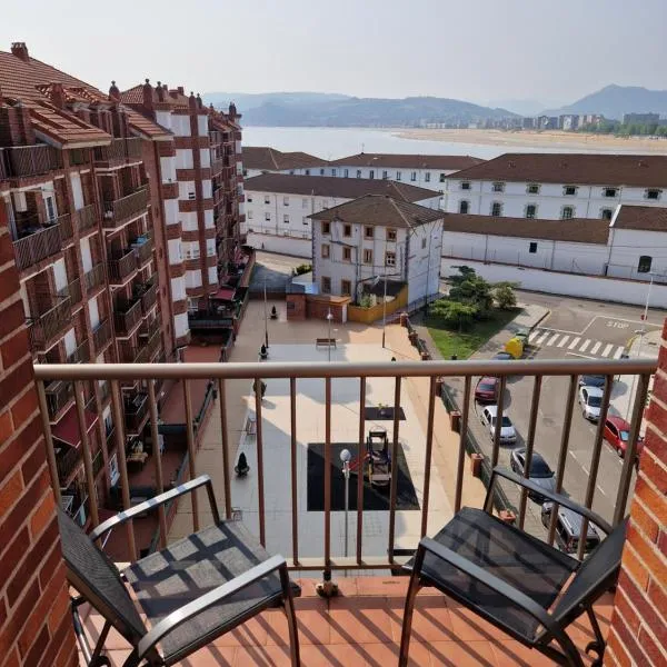 Tu hogar, Santoña Home Vibes, hotel u gradu 'Santoña'