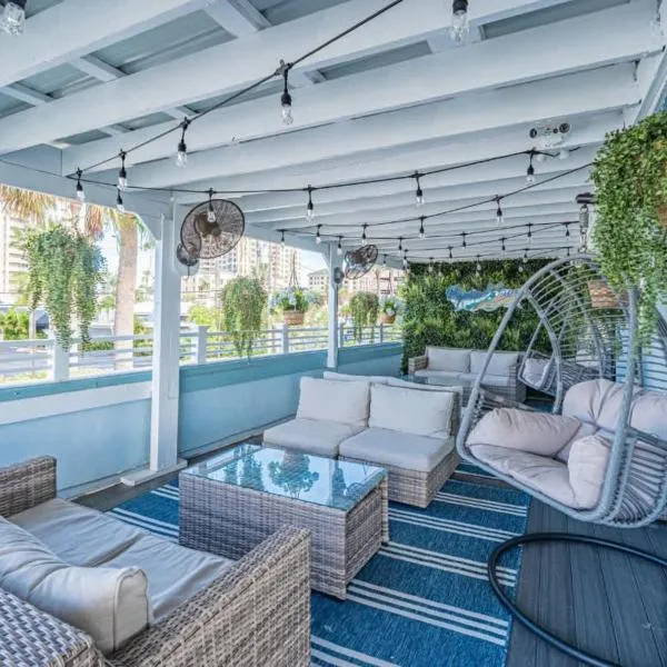 Blue Wave Suite 4, hotel v destinaci Clearwater Beach