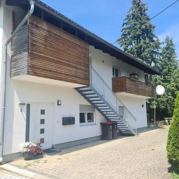 St Georgen im Attergau ein Zimmer Wohnung, hotel v destinácii Sankt Georgen im Attergau