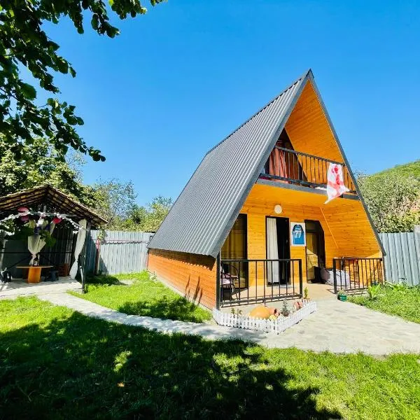 Mountain Cottage - Ananuri, hotel v destinaci Tsikhisdziri