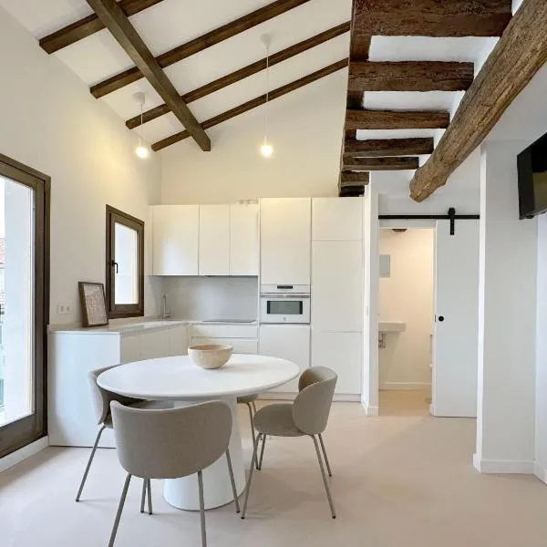 Duplex con vistas a Santa María, Hotel in Castro Urdiales