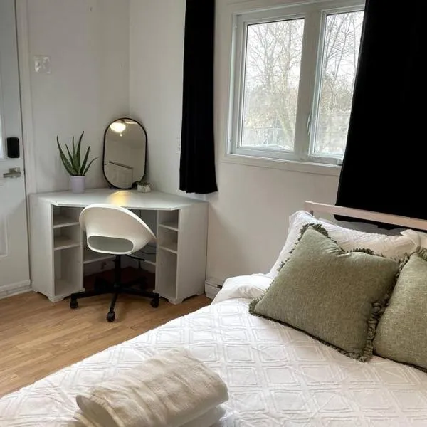 The Mini Apartment on Richer, hotel v destinaci Gatineau