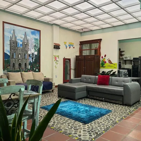 Candileja Hostel, hotel in Jardin