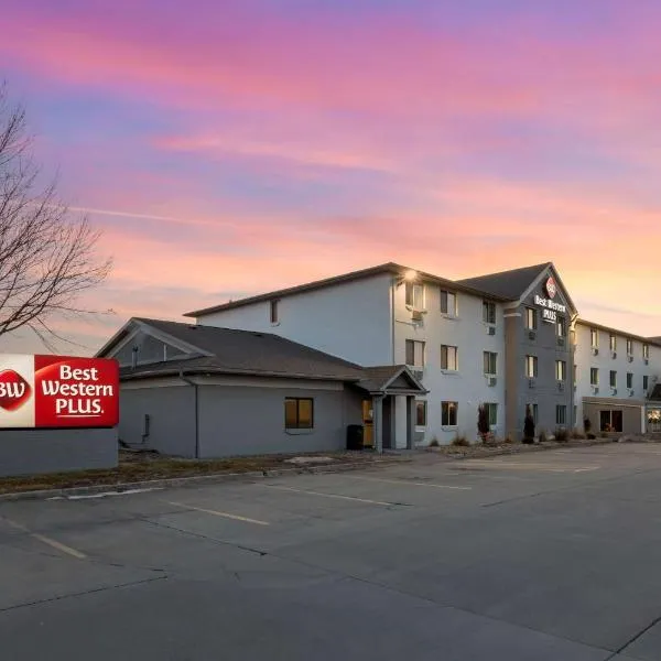 Best Western Plus Altoona Inn, khách sạn ở Altoona