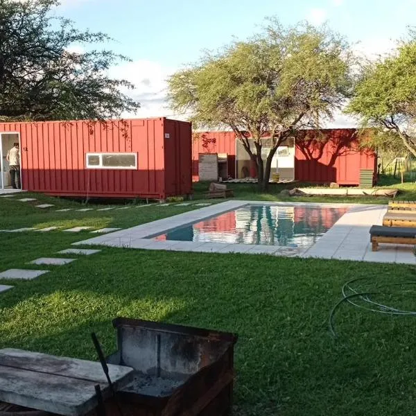 4 Latas, hotel a Santa Rosa