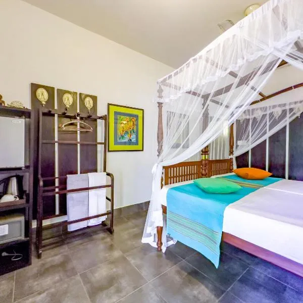 Wasantha Garden Hotel Restaurant & Ayurvedic Treatment, hotel in Weligama