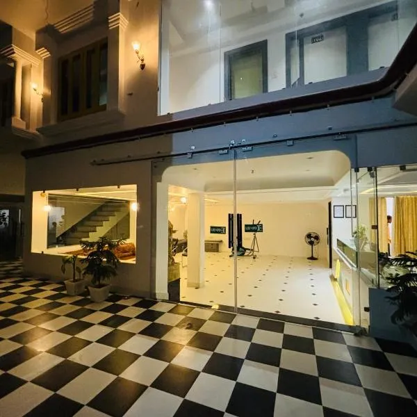 The Lavish Stay, hotel in Varanasi