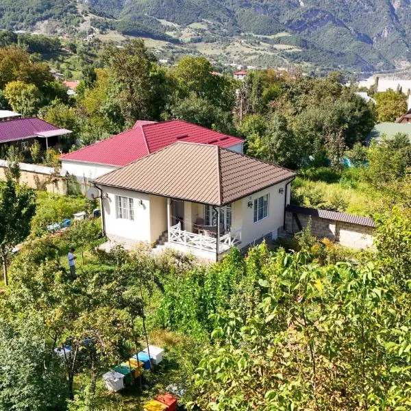 Abbasov's guest house-In Lahij, hotel v destinaci Lahıc