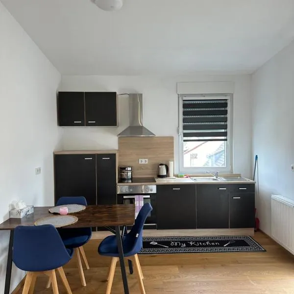 Apartment Mari, hotel in Kerpen