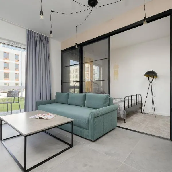 Jasny Apartament z Ogrodem i Parkingiem na Przedmieściach Warszawy by Noclegi Renters、Zamienieのホテル
