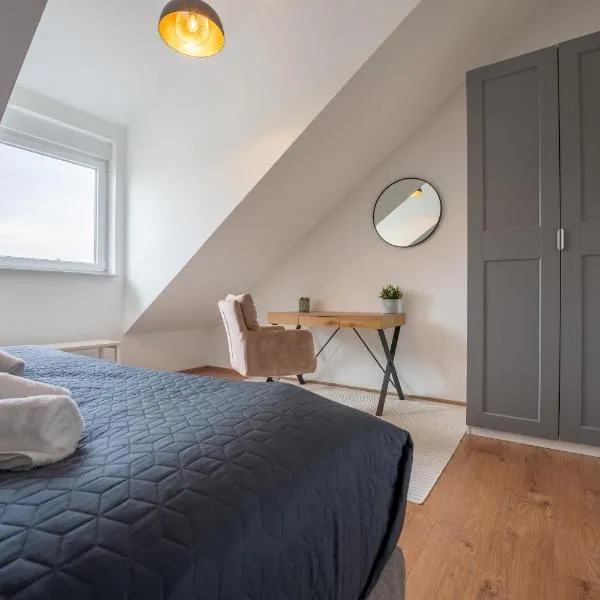 SCHLOSSBERG RESIDENCES - Design City-Apartment Nähe SAP und Hockenheimring, hotel em Hockenheim