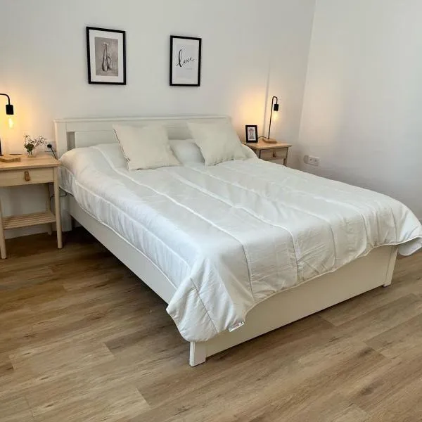 Suites Larios Rooms, hotel v Malaze