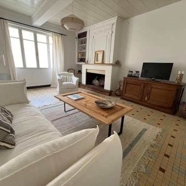 La Maison de l'Estuaire, hotel v destinaci Saint-Estèphe