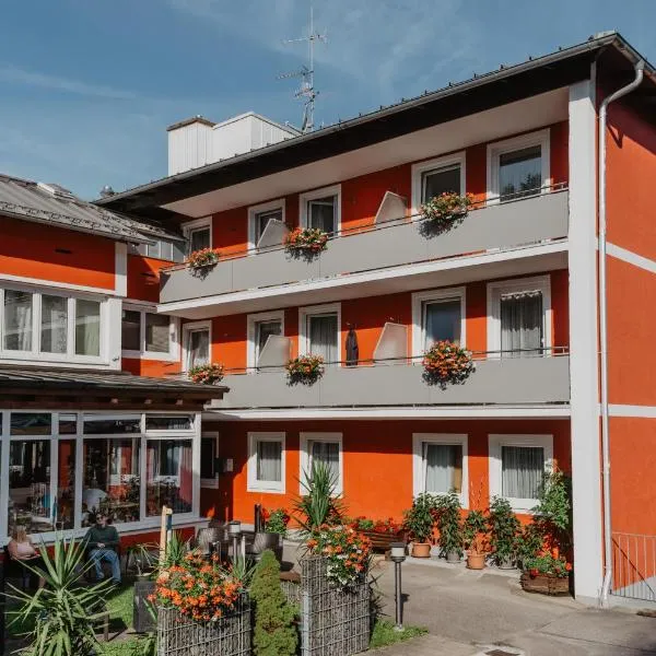 Haus Hildegard, hotel v destinaci Bad Füssing