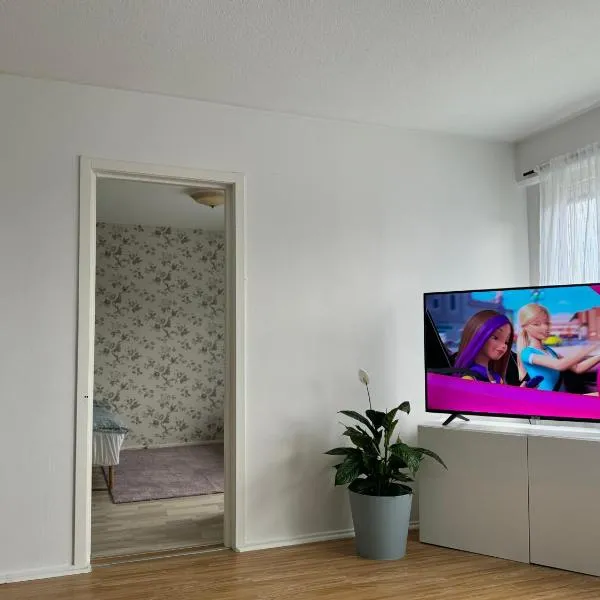 3 room accommodation in Trollhättan, hotel v destinaci Trollhättan