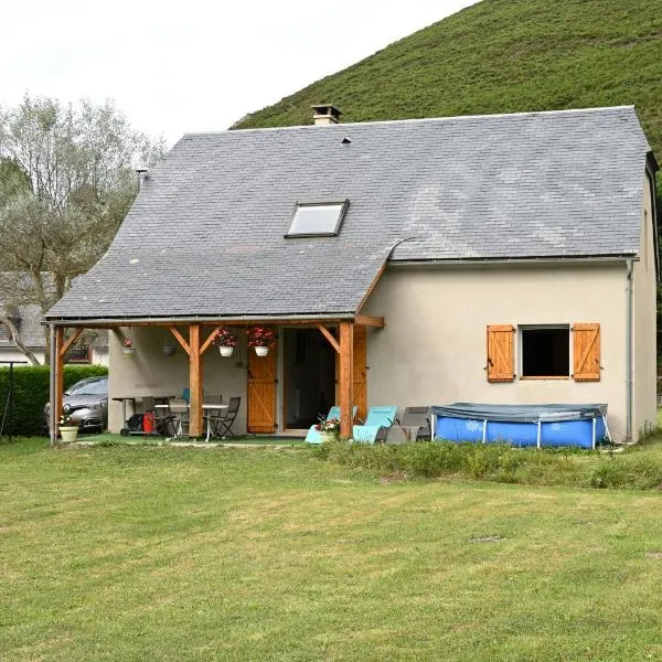 Jolie Maison Vallee D'aure 4étoiles, hotel in Pailhac