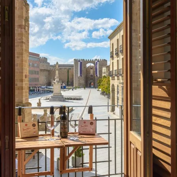 Balcony VIEW to Avila's alcazar, hotel Ávilában