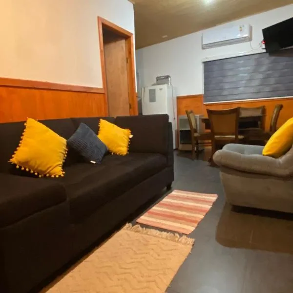 Cabaña muy cómoda cerca de Saltos del Laja, hotel v destinaci Cabrero