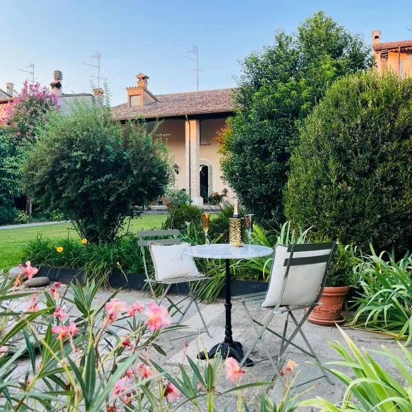 Maison Jardin, hotel in Ostiano
