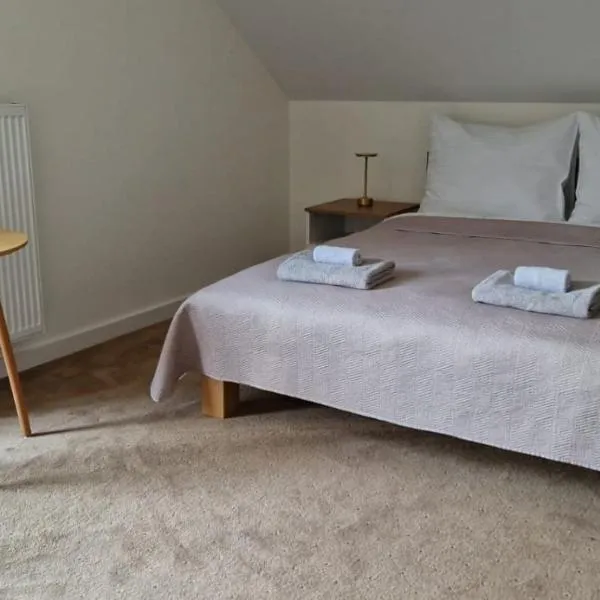 Noclegi Nad rzeką Białą, hotel en Stróże