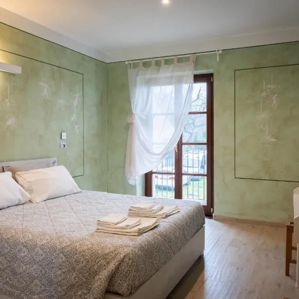 L Ottavo Sapore Ospitalita Rurale, hotel v destinácii Monteu Roero