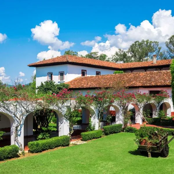 Best Western Plus Posada de Don Vasco, hotel v destinaci Pátzcuaro