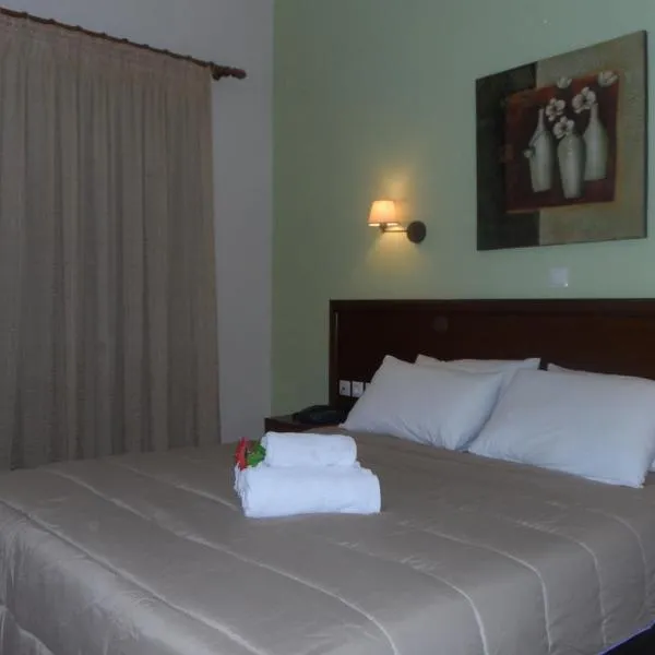 Filoxenia Marias, готель у місті Лутра-Іпатіс