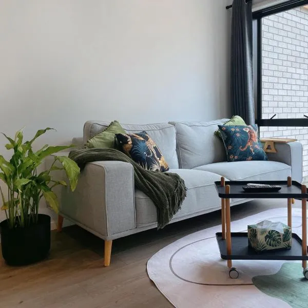 Brand New Modern 2BR Townhouse, hotel v Aucklandu