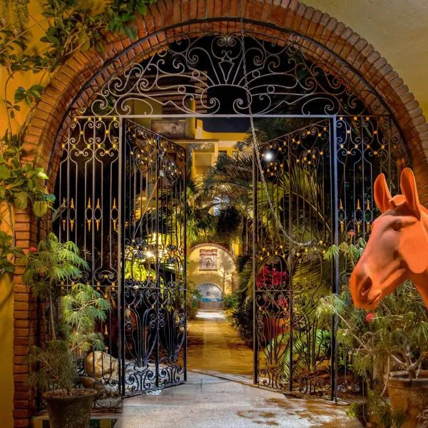 Suites La Hacienda, hôtel à Puerto Escondido
