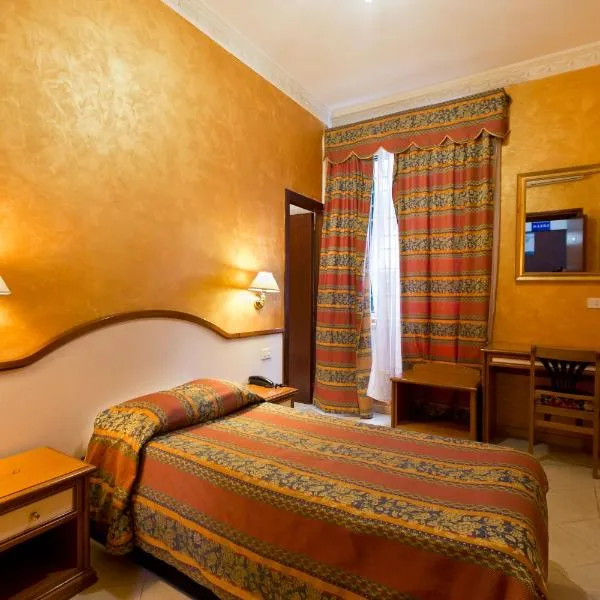 Viesnīca Hotel Lella Romā