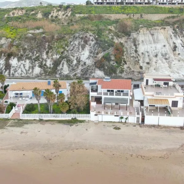 Home Holiday Punta Piccola, hotel i Porto Empedocle