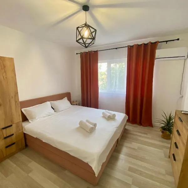 I Apartment, hotel di Băileşti