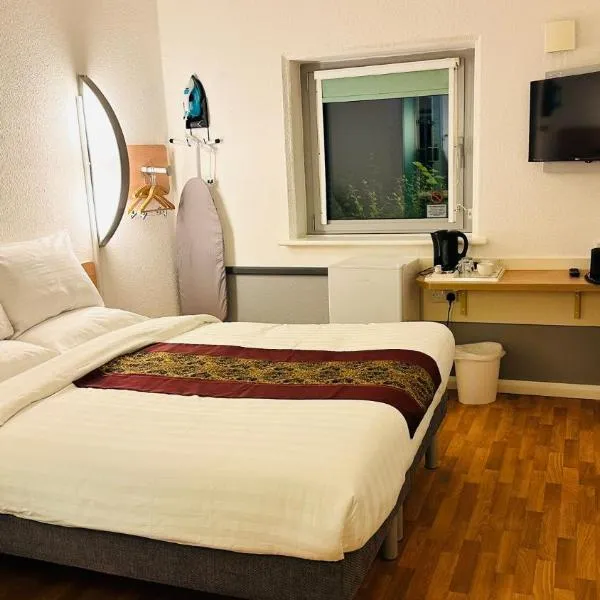 Cambridge Hotel Bradford Central、ブラッドフォードのホテル