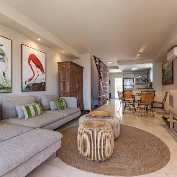 Chalet adosado en Pasito BM12, hotel en Pasito Blanco