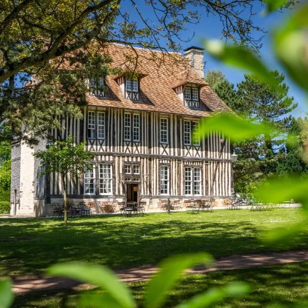 Les Manoirs des Portes de Deauville - Small Luxury Hotel Of The World, hotel v destinácii Deauville