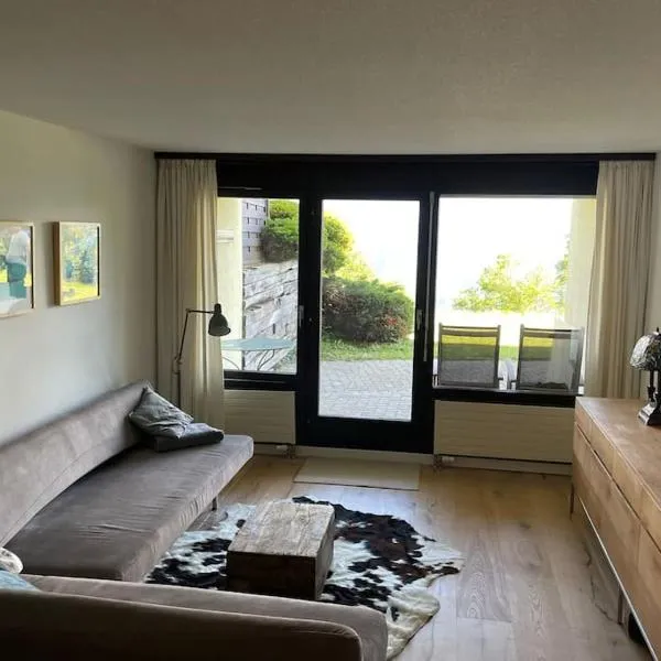 Apartment im 4-Sterne Berghotel über Interlaken-Thunersee, hotel in Beatenberg